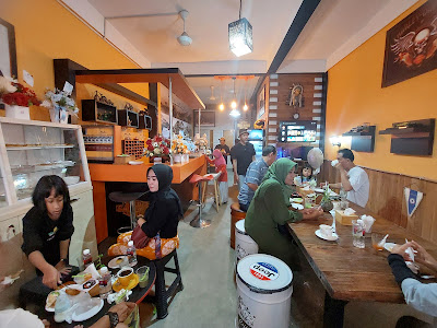 Suasanan Cafe Kampoeng Kite Batam