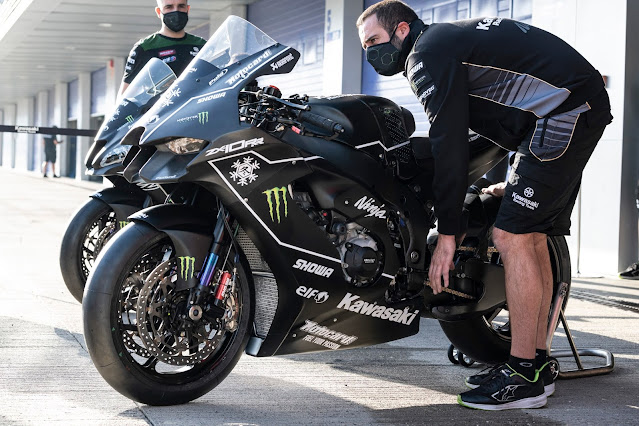 Kawasaki Ninja ZX-10RR WorldSBK