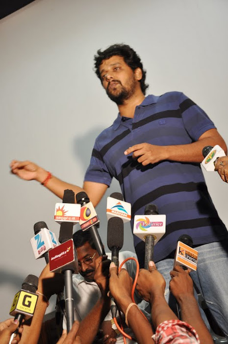 Actor Vidharth Press Meet Event Stills Pics Photos event pictures
