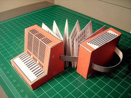 2012 Accordion Calendar Papercraft