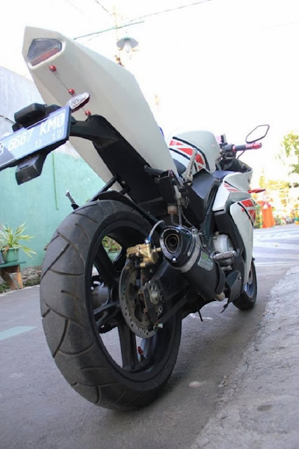 Modifikasi Part Yamaha Vixion Ala YZF-R125