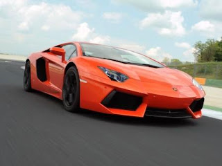 Aventador LP700-4