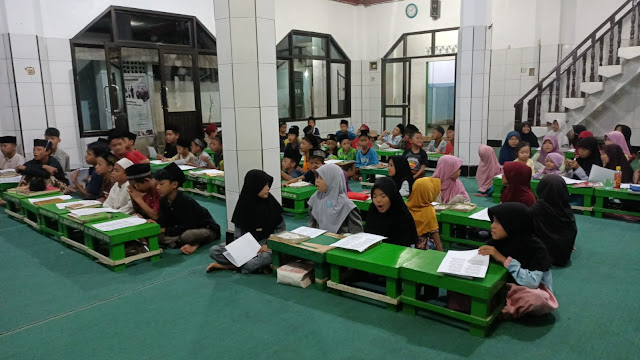 Isi Malam Ramadhan, Anak-anak di Panguseupan Antusias Ikuti Pesantren Kilat