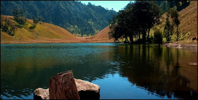 Wisata Gunung Api Yang Masih Aktif Yaitu Gunung Semeru