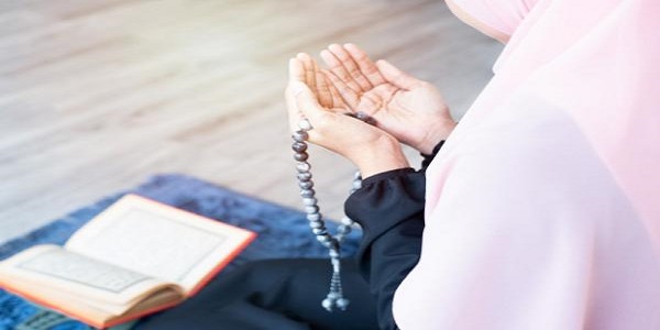 Manfaat Membaca Surat Al Waqiah