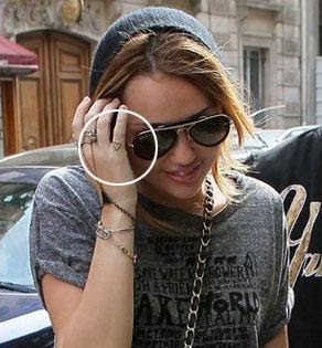 miley cyrus tattoos, tattoos