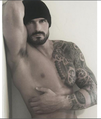 What a hottie!!!