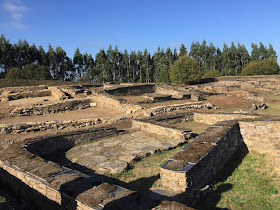 Hispania: Viladonga hill-fort  by E.V. Pita (2017)  / Link: https://archeopolis.blogspot.com/2017/10/hispania-viladonga-hill-fort-castro-de.html  / Castro de Viladonga (Castro de Rei)  por E.V. Pita (2017)