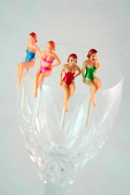plastic wine toppers
