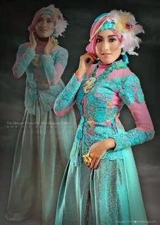 10 Gambar  Model Baju Muslim  Kebaya Wisuda Desain Terbaru 