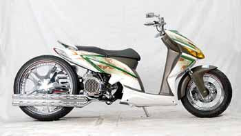 Picture Vario Modifikasi Lowrider