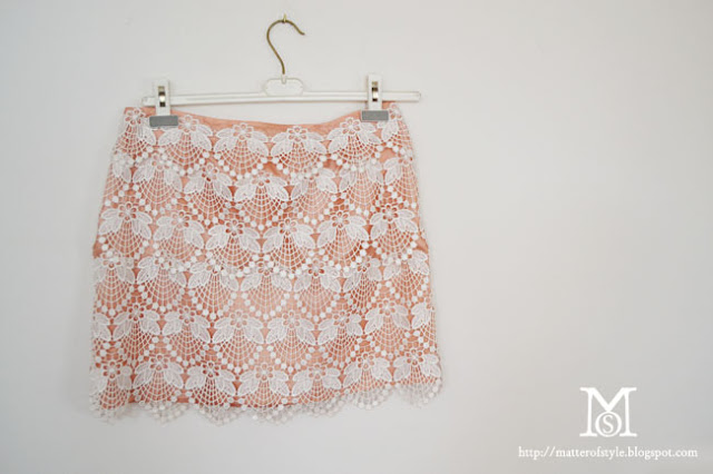 cloth diy, lace skirt diy, louis vuitton, lace,doily lace,lace trend,dolce gabbana, spring 2012,  s/s 2012, lace trim, pink skirt, skirt diy, fashion DIY, tutorial