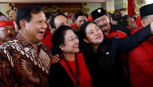 Permainan PDIP Libatkan Gerindra Bikin Jokowi dalam Bahaya Besar