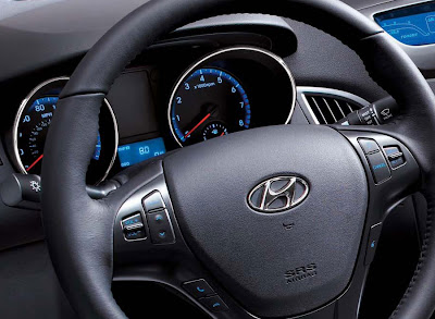 2011 Hyundai Genesis Coupe 3.8 R Car Steering Wheel