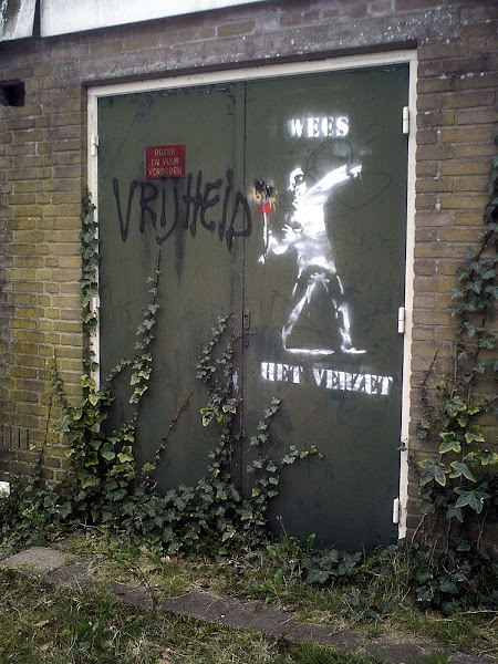 Graffiti 'Wees het verzet', Ede