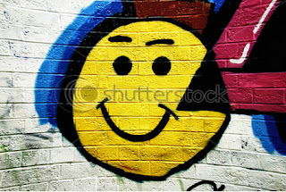 Graffiti tagging keep smile face 