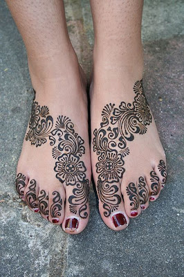 Mehndi Tattoo Designs Seen On www.coolpicturegallery.net