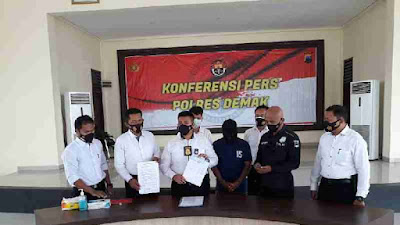 Satreskrim Polres Demak Tangkap Pelaku Penipuan Modus Investasi Proyek Lampu Penerangan