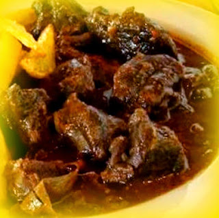 Venado en adobo