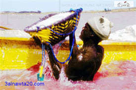 بحيرة ريتبا في السنغال The Lake Retba