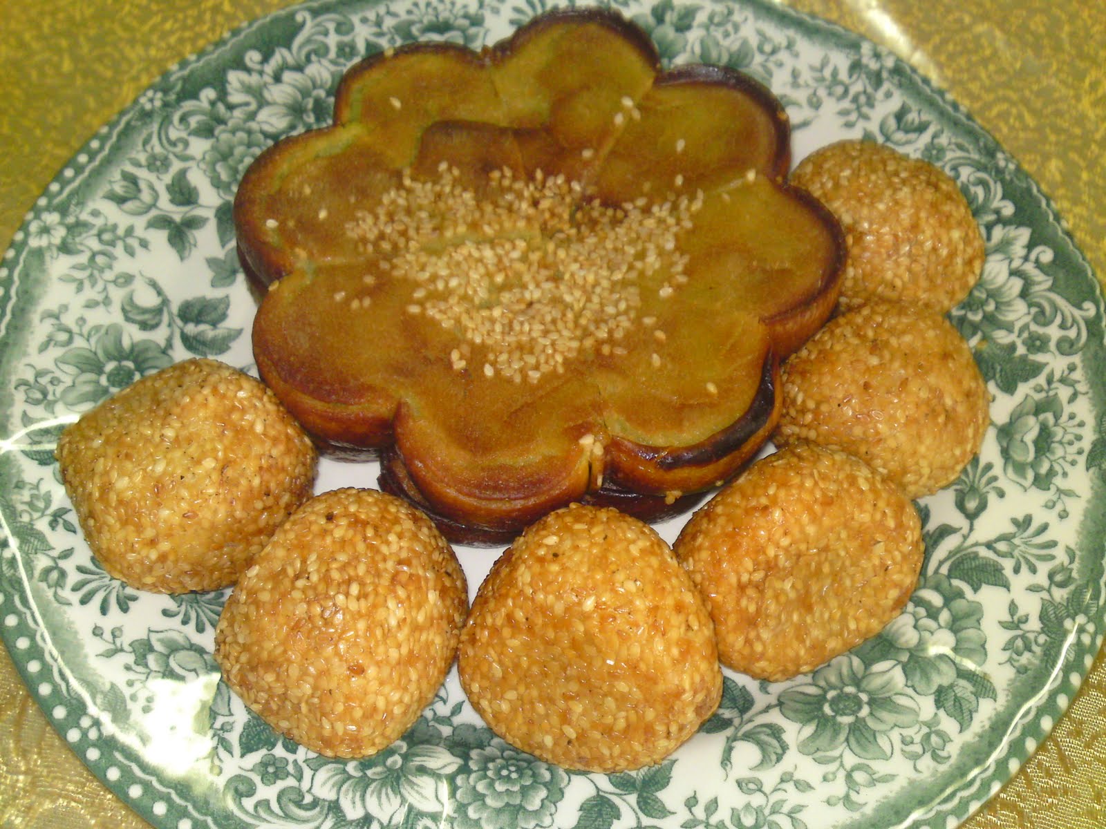 DARI DAPUR ORANG KAMPUNG: KUIH BAKAR BIJAN & KUIH LENGA 