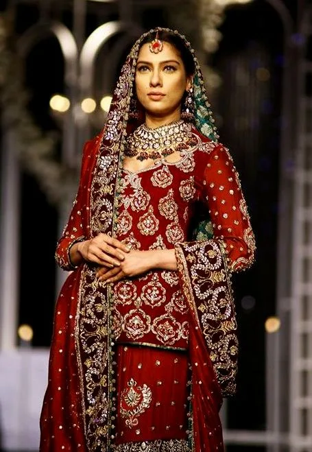 Fashionable Bridal in Red Dress