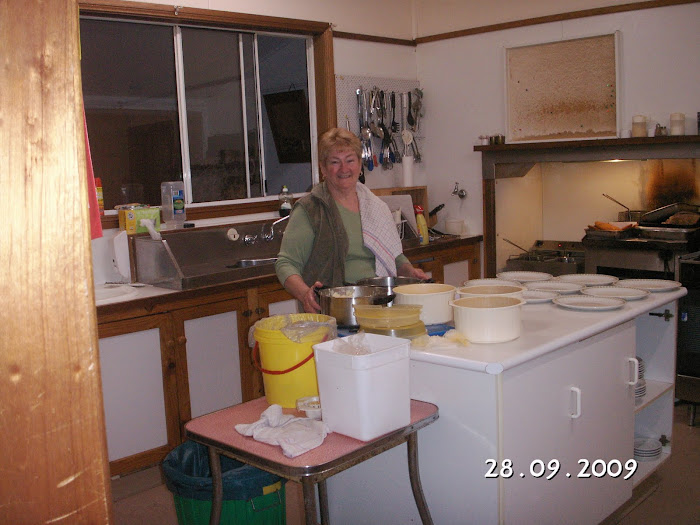 MERRIWAGGA'S OWN MASTER CHEF JUDY