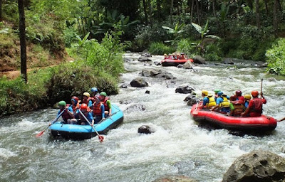rafting di ciwidey bandung