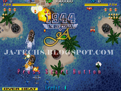 1944 The Loop Master Arcade Game - Screenshot 3