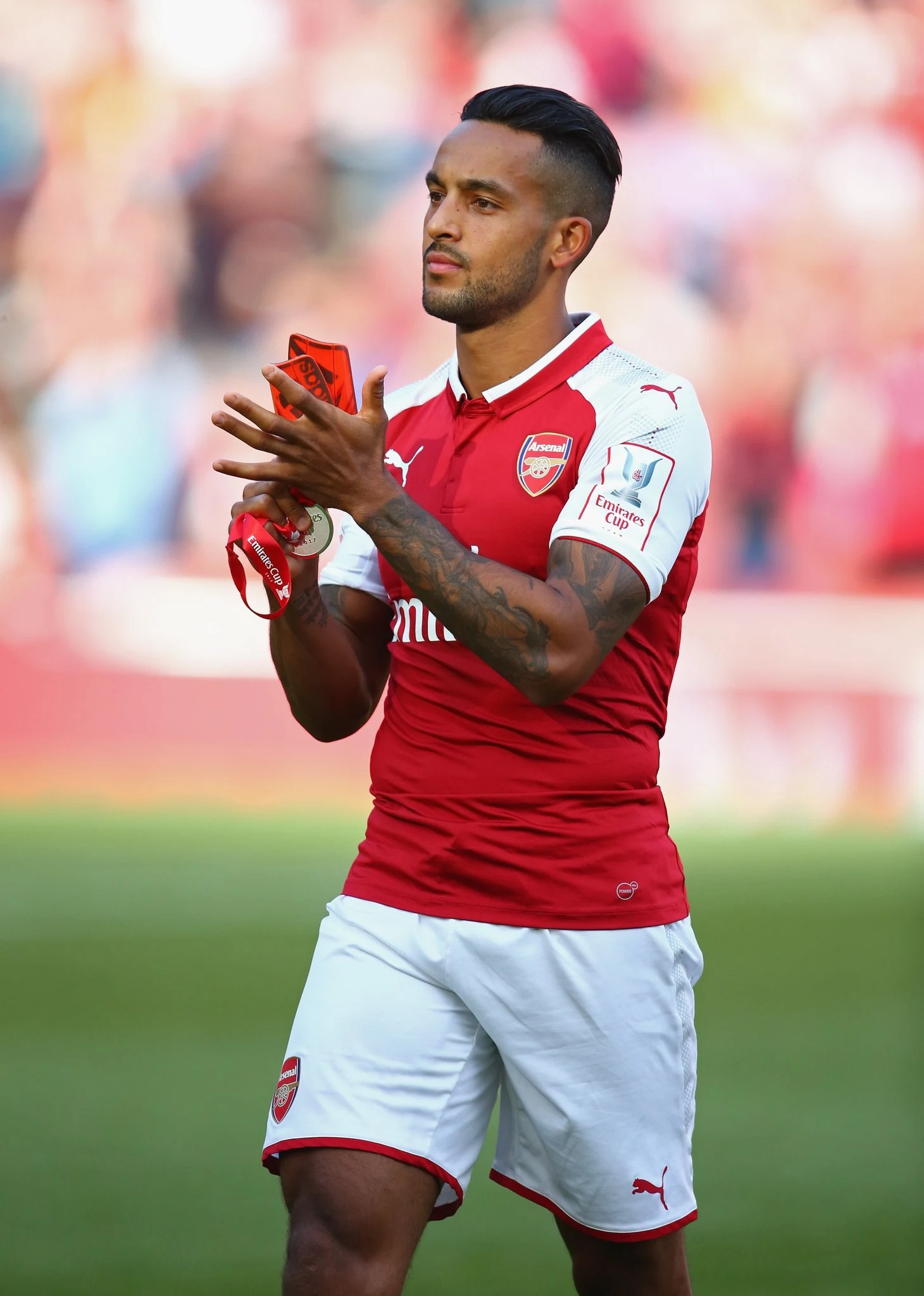 Theo Walcott: A Tribute to the Retired Arsenal and England Legend