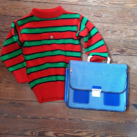 pull rayé et cartable années 70   70s knit sweater and school bag