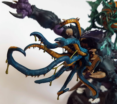 A painting update for Mutalith Vortex Beast for Thousand Sons, Warhammer 40k or Disciples of Tzeentch, Age of Sigmar.