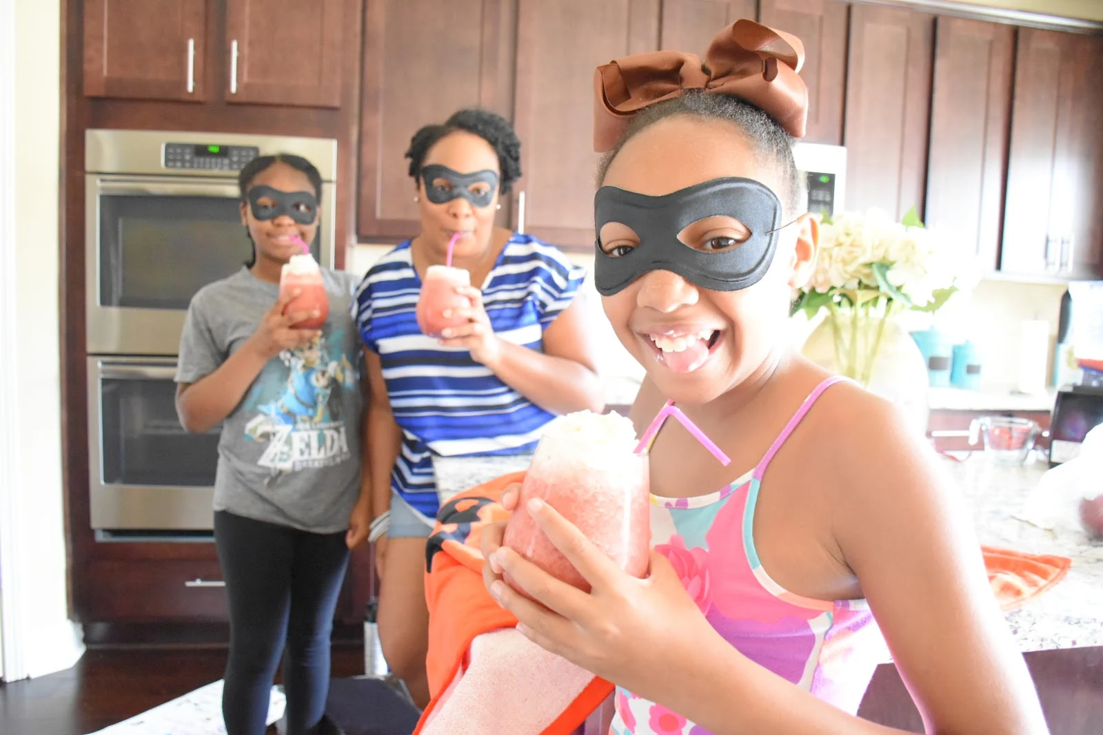 Mission: Incredibles 2 Inspired Smoothie Drink with Juicy Juice  via  www.productreviewmom.com