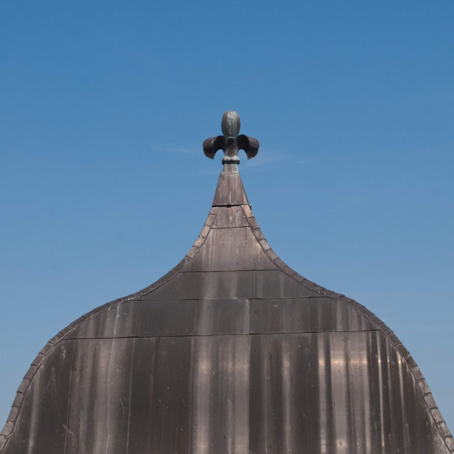 jiemve, Besançon, Citadelle, Tour de la Reine, toit, fleur de lys