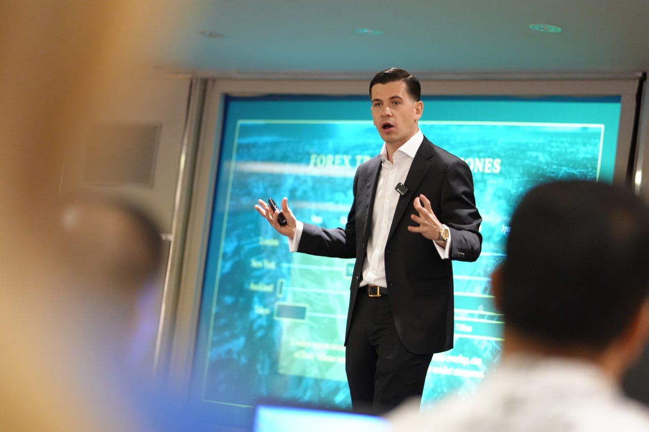 Unlock the Secrets to Trading Success: A Day With Financial Markets Online