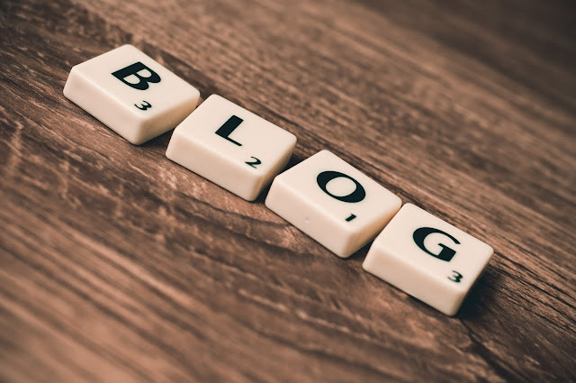 What is blogging