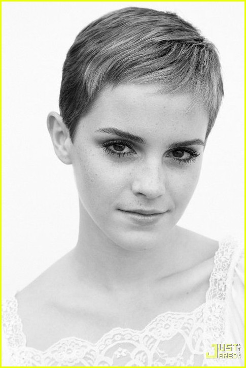 emma watson red carpet hair. Emma Watson: Short Hair Brave!