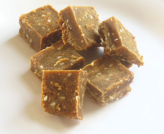 chickpea flour fudge with seeds