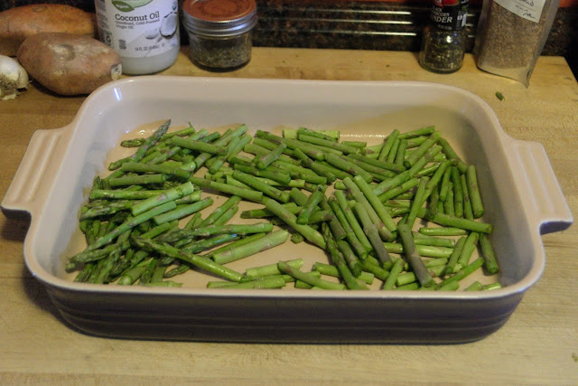 Asparagus in a baking dish