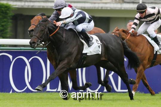 Francia e Irlanda: A Longchamp Maxios nell'Ispahan e Silasol nel Saint-Alary, al Curragh Just The Judge Classica e Al Kazeem 