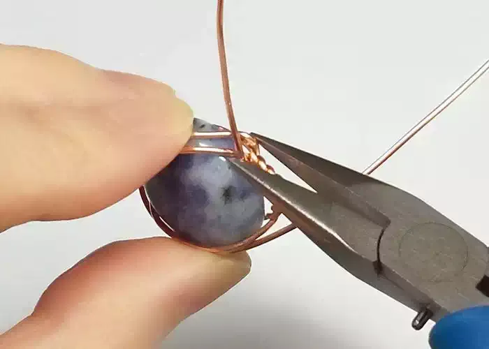 step5:カボション横の装飾