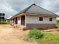 House for sale 4flat sapele road bypass
