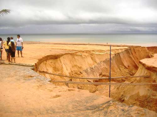 [Vossoroca_CanoaQuebrada.jpg]