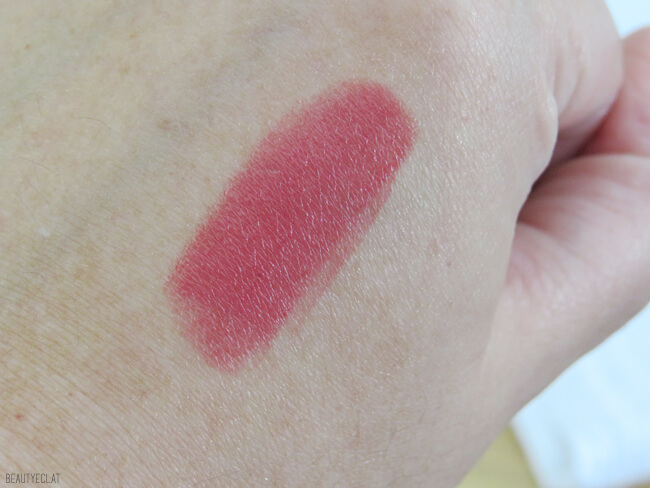 t.leclerc rouge a levres 44 personnel swatch