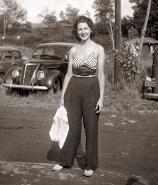 45 Cool Pics of Pants Styles That Women Often Wore in the 1930s