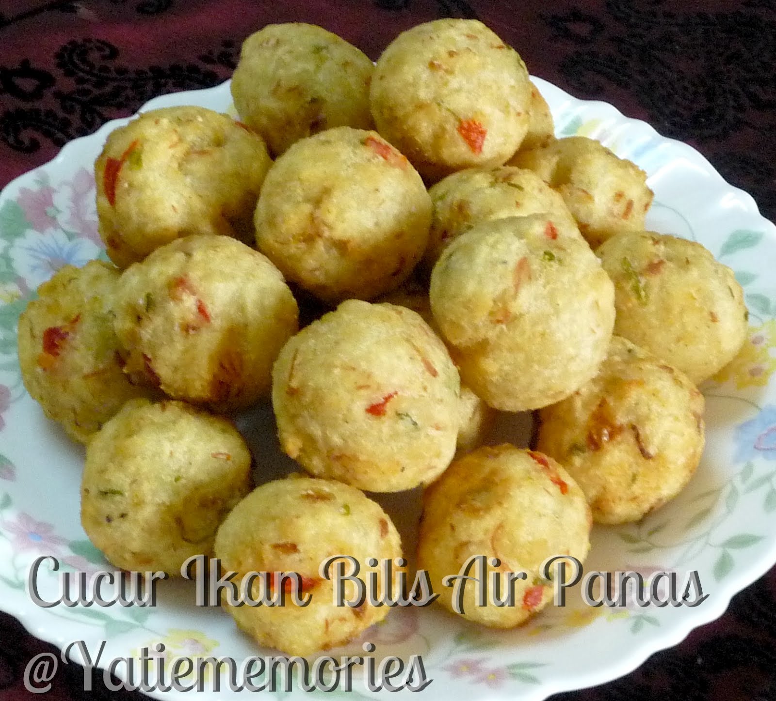 Sinar Kehidupanku**~::: Cucur @Cekodok Ikan Bilis Air Panas