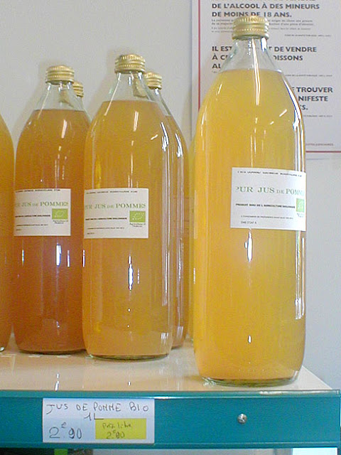 Organic pasturised apple juice, Indre et Loire, France. Photo by Loire Valley Time Travel.