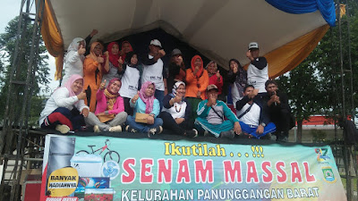 Ketua forum Rt  Rw 06 kelurahan Senam Massal Dalam Rangka Hut Kota Tangerang Ke 27