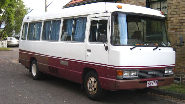 toyota coaster 2nd gen