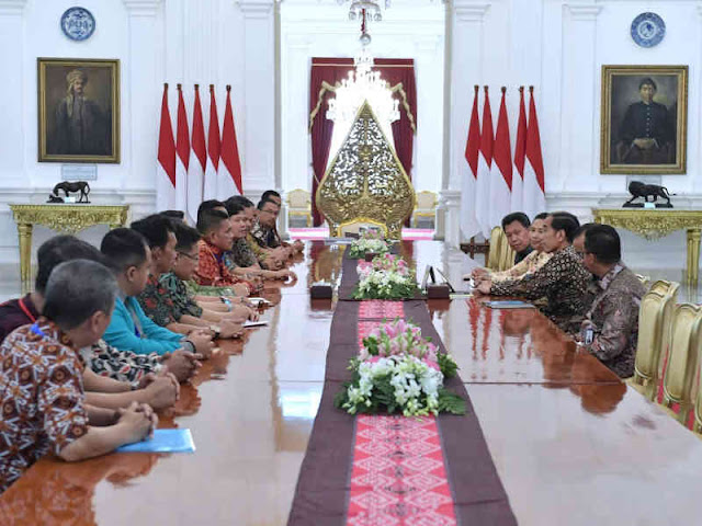 Jokowi Minta Karyawan Perkebunan Nusantara Dapat Lahan 1,000 Meter